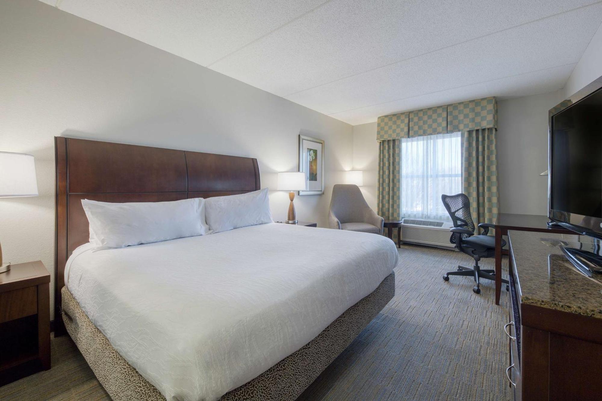Hilton Garden Inn Durham Southpoint Экстерьер фото
