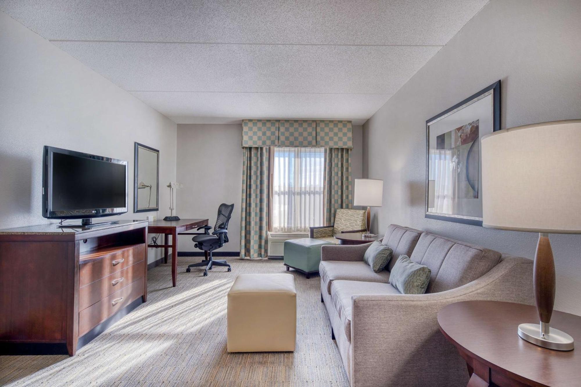 Hilton Garden Inn Durham Southpoint Экстерьер фото