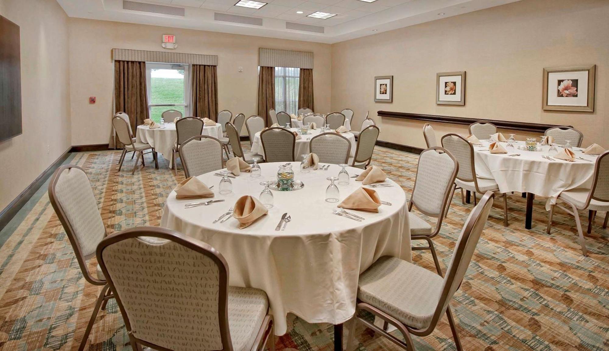 Hilton Garden Inn Durham Southpoint Экстерьер фото