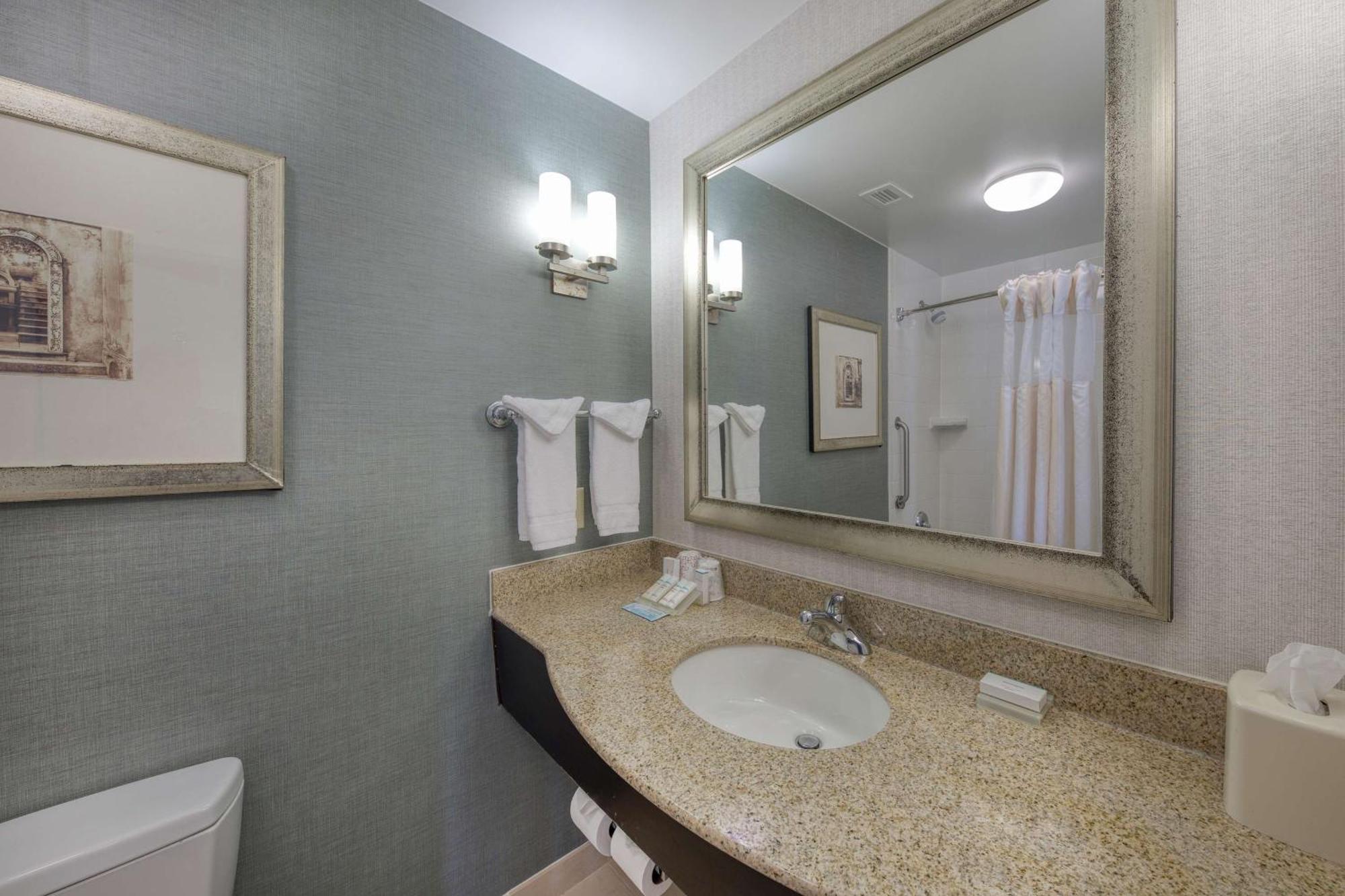 Hilton Garden Inn Durham Southpoint Экстерьер фото