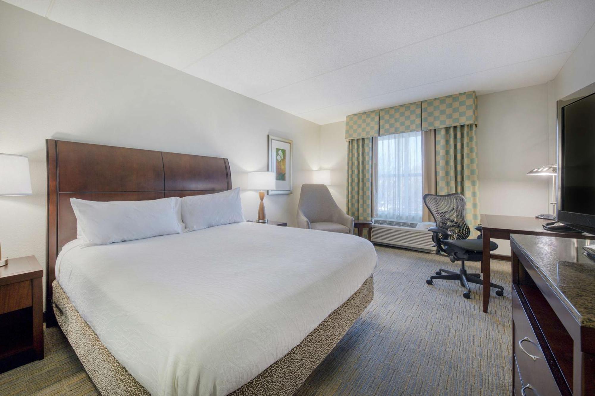 Hilton Garden Inn Durham Southpoint Экстерьер фото