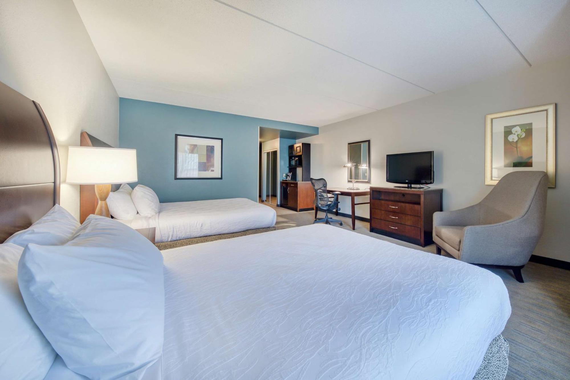 Hilton Garden Inn Durham Southpoint Экстерьер фото