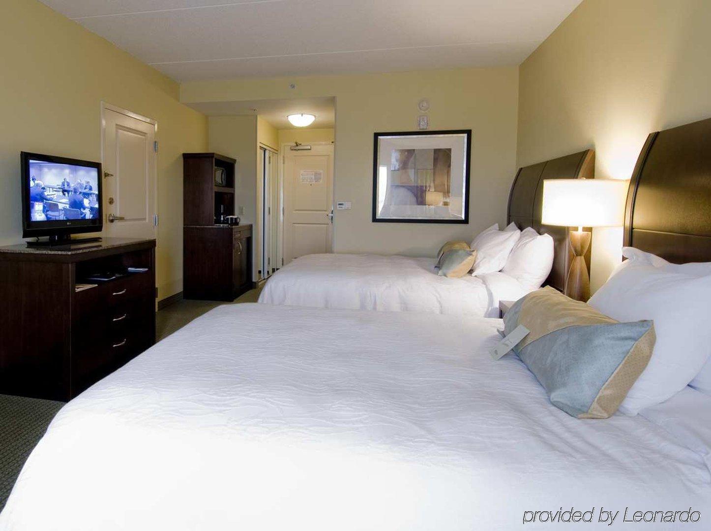 Hilton Garden Inn Durham Southpoint Номер фото